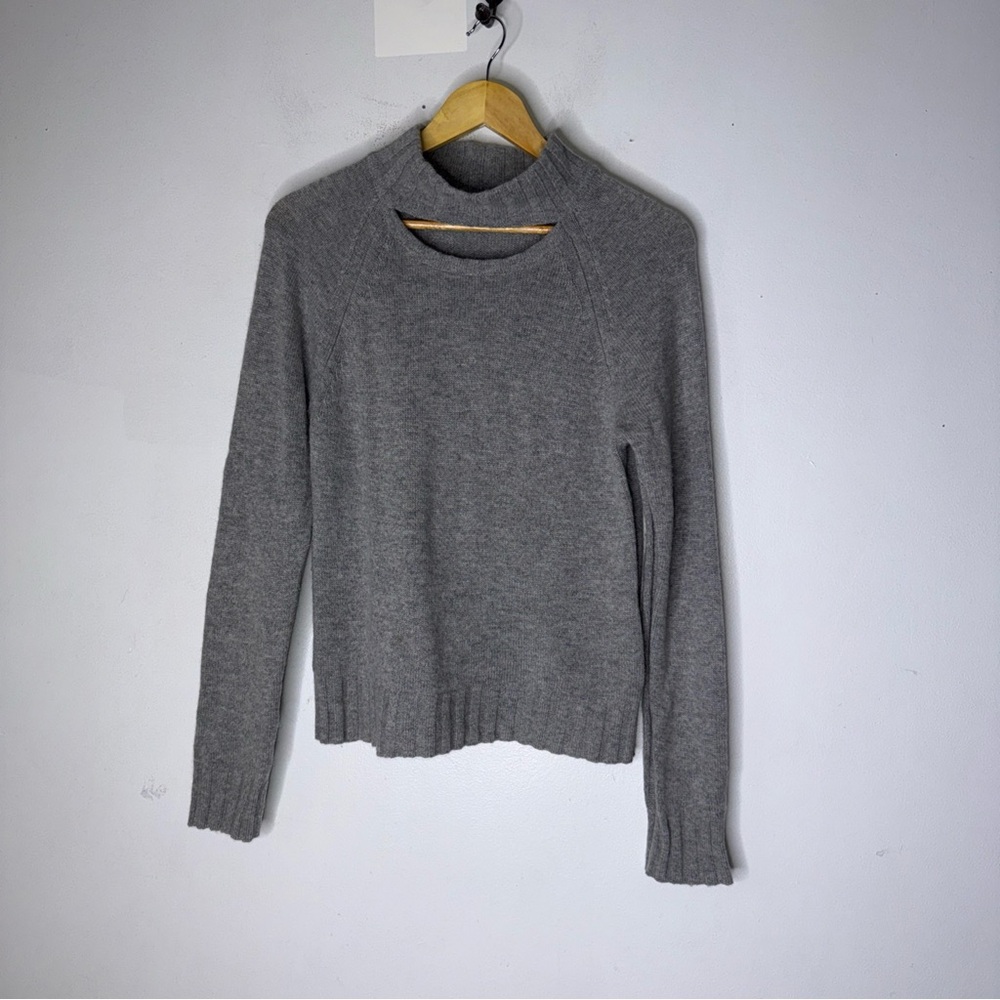 Equipment Femme ‘Abel’ Cashmere Wool Slit Mock Neck Sweater M Gray Pullover